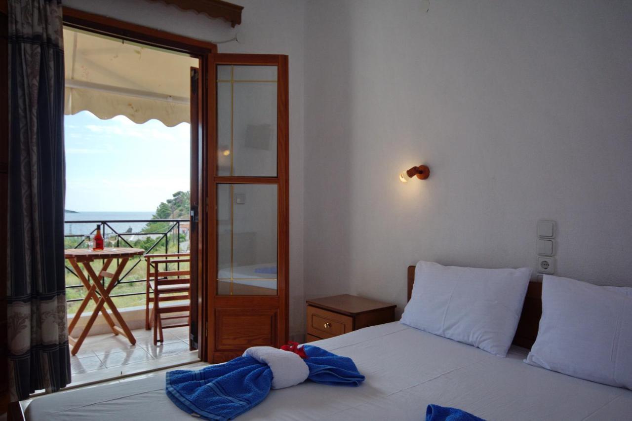 Nikis Rooms Kalamakia Екстер'єр фото