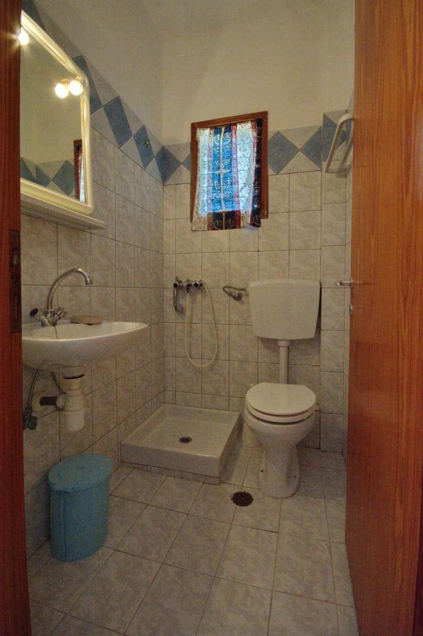 Nikis Rooms Kalamakia Екстер'єр фото