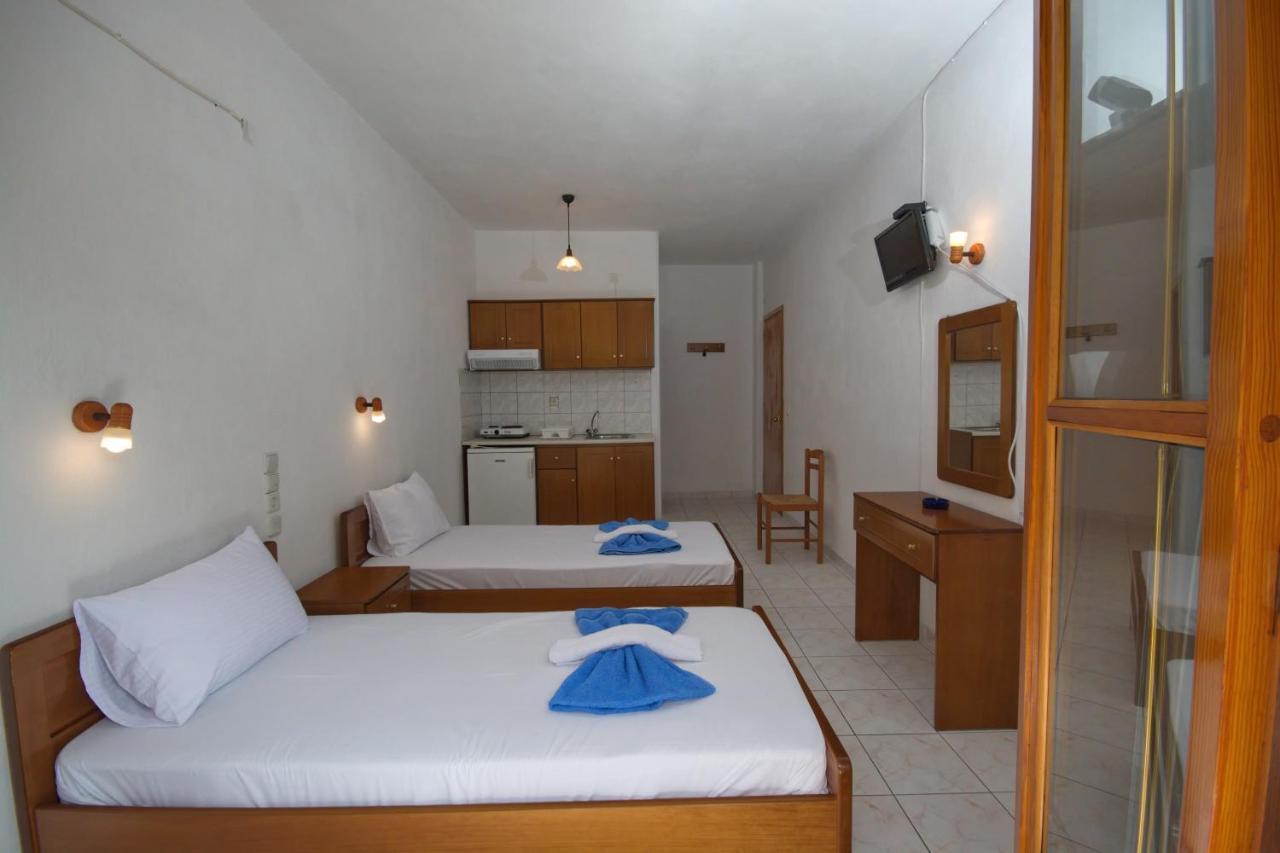 Nikis Rooms Kalamakia Екстер'єр фото