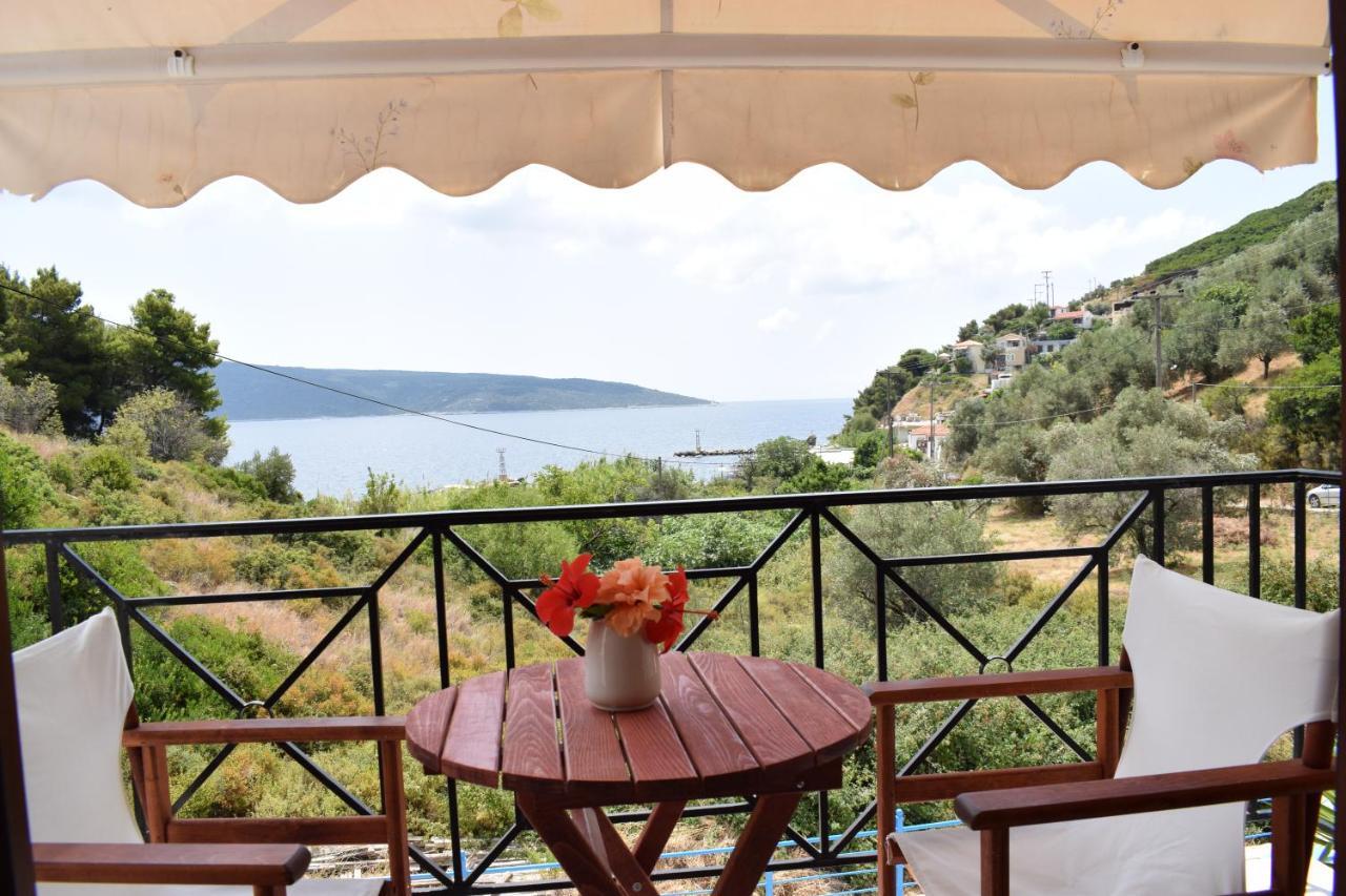 Nikis Rooms Kalamakia Екстер'єр фото