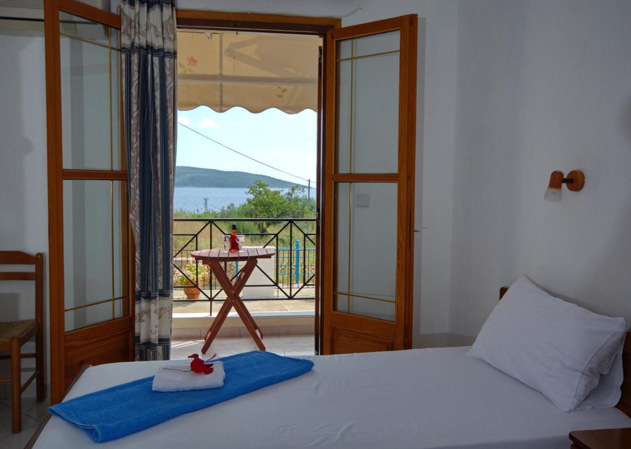 Nikis Rooms Kalamakia Екстер'єр фото